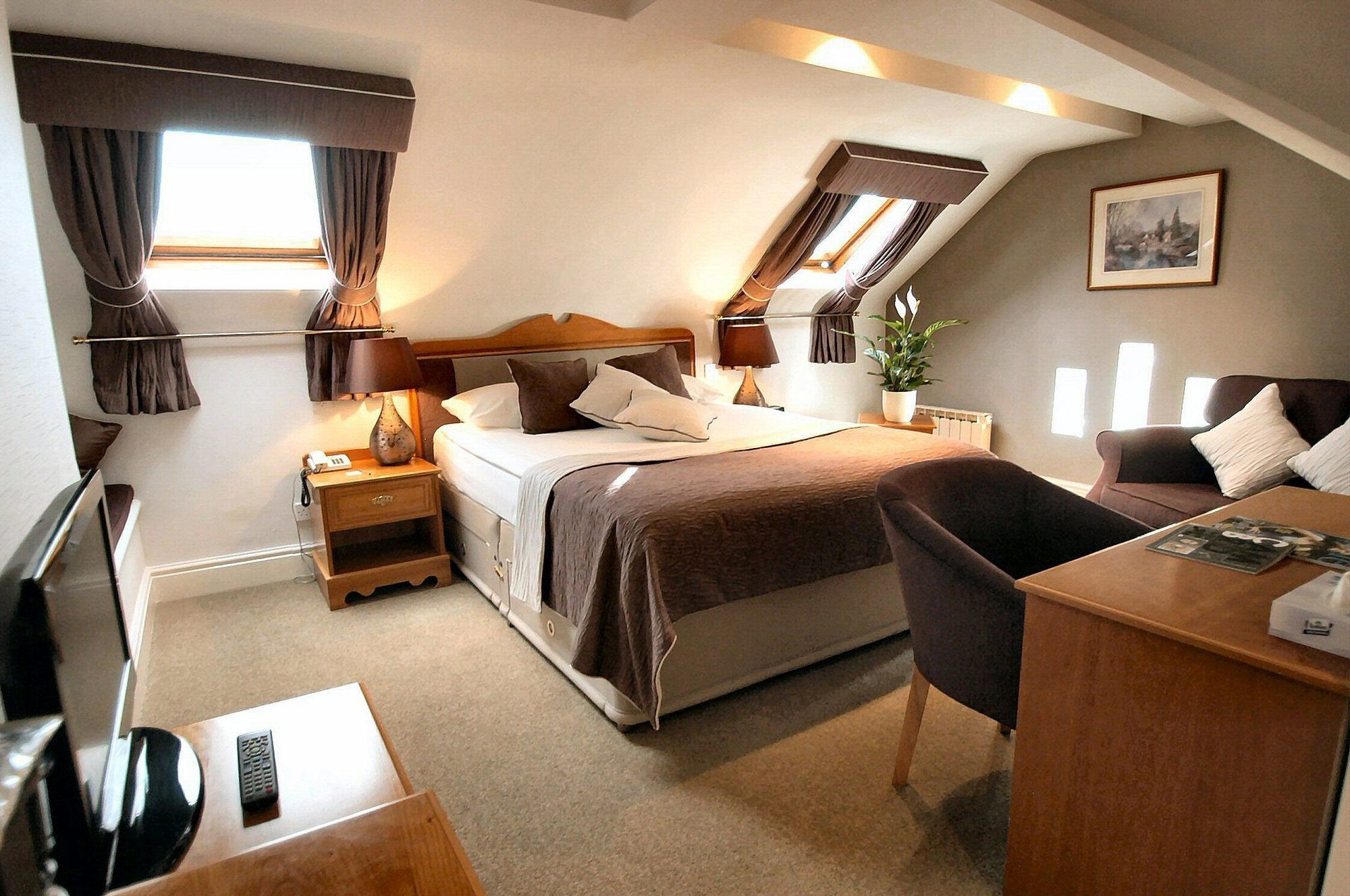 The Lodge Duxford Zimmer foto